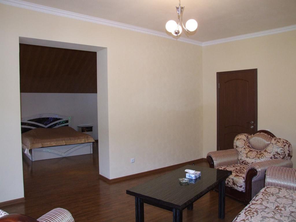 Hotel Central Jermuk Bilik gambar