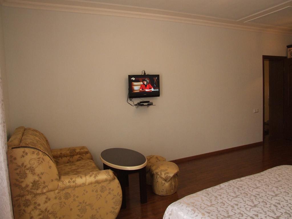 Hotel Central Jermuk Bilik gambar