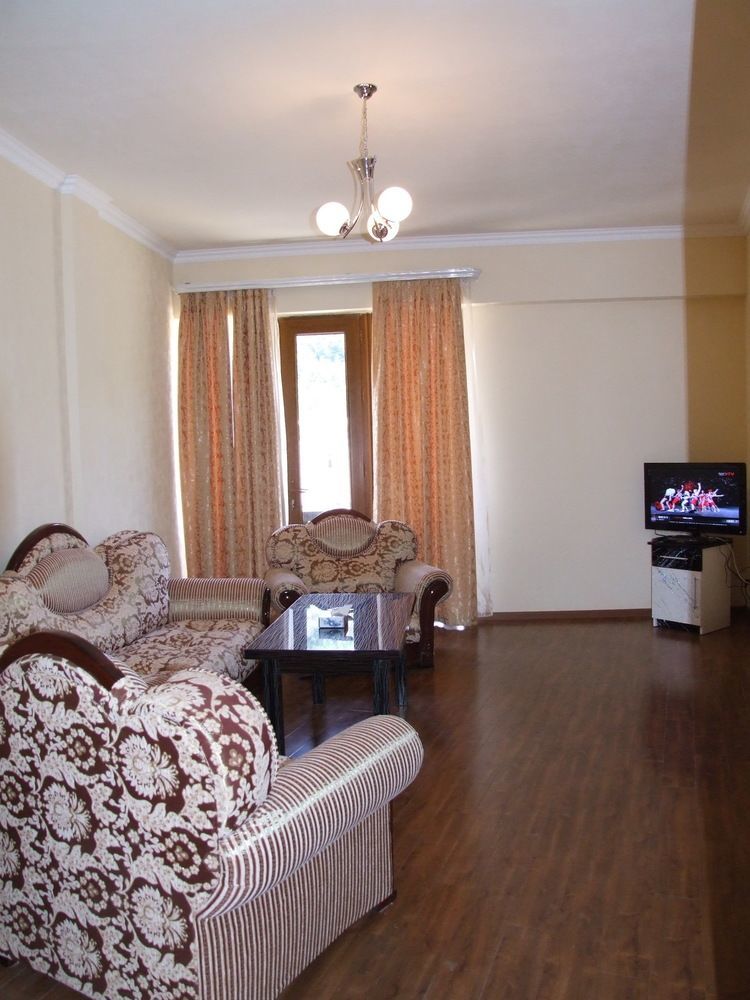 Hotel Central Jermuk Luaran gambar