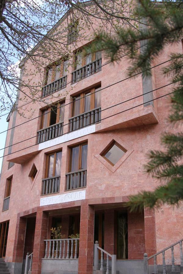 Hotel Central Jermuk Luaran gambar